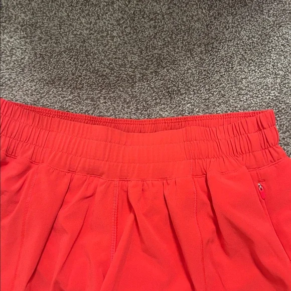 Lululemon Hotty Hot Low Rise Lined Shorts - Picture 4 of 9